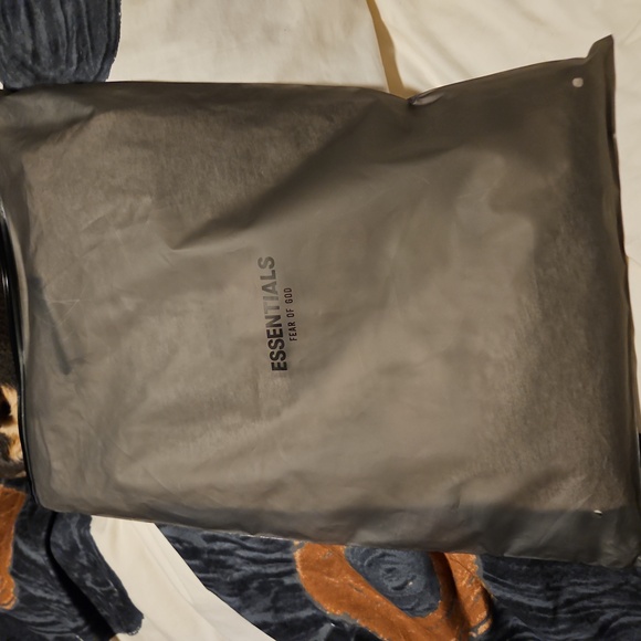 Essentials Tee - Oatmeal Color - Picture 6 of 6